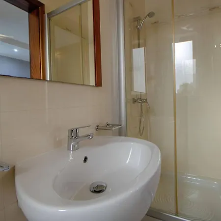 The - 4bed Sliemaseafront Fl 2 By Homely