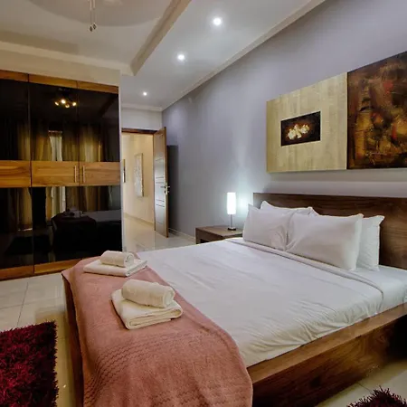 The - 4bed Sliemaseafront Fl 2 By Homely Lägenhet *
