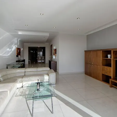 The - 4bed Sliemaseafront Fl 2 By Homely Sliema