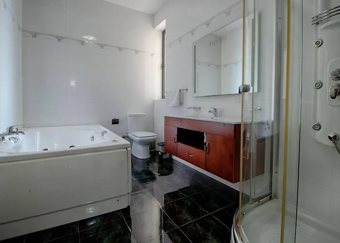 The - 4bed Sliemaseafront Fl 2 By Homely * Sliema