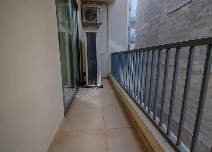 The - 4bed Sliemaseafront Fl 2 By Homely Appartamento