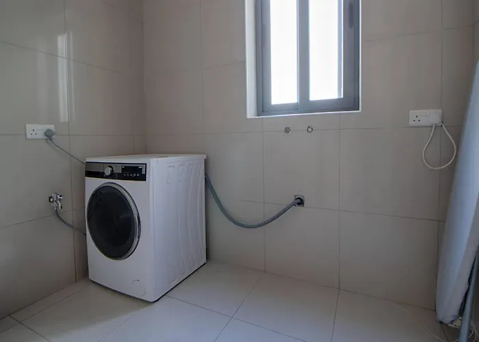 Appartamento The - 4bed Sliemaseafront Fl 2 By Homely