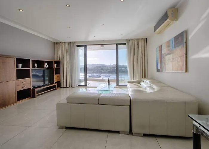 The - 4bed Sliemaseafront Fl 2 By Homely Appartamento Sliema